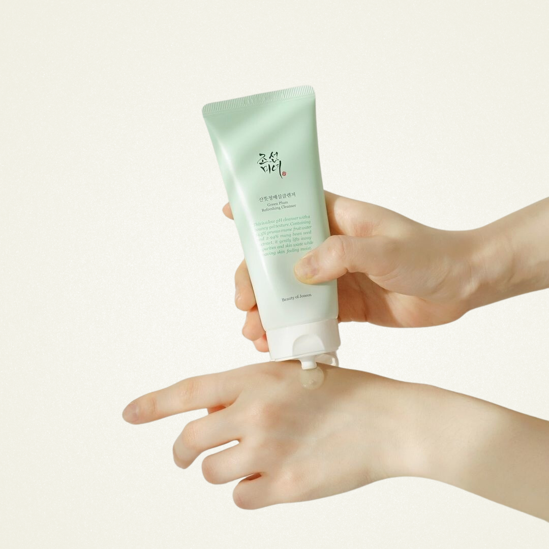 Green Plum Cleanser - La Bulle and Co